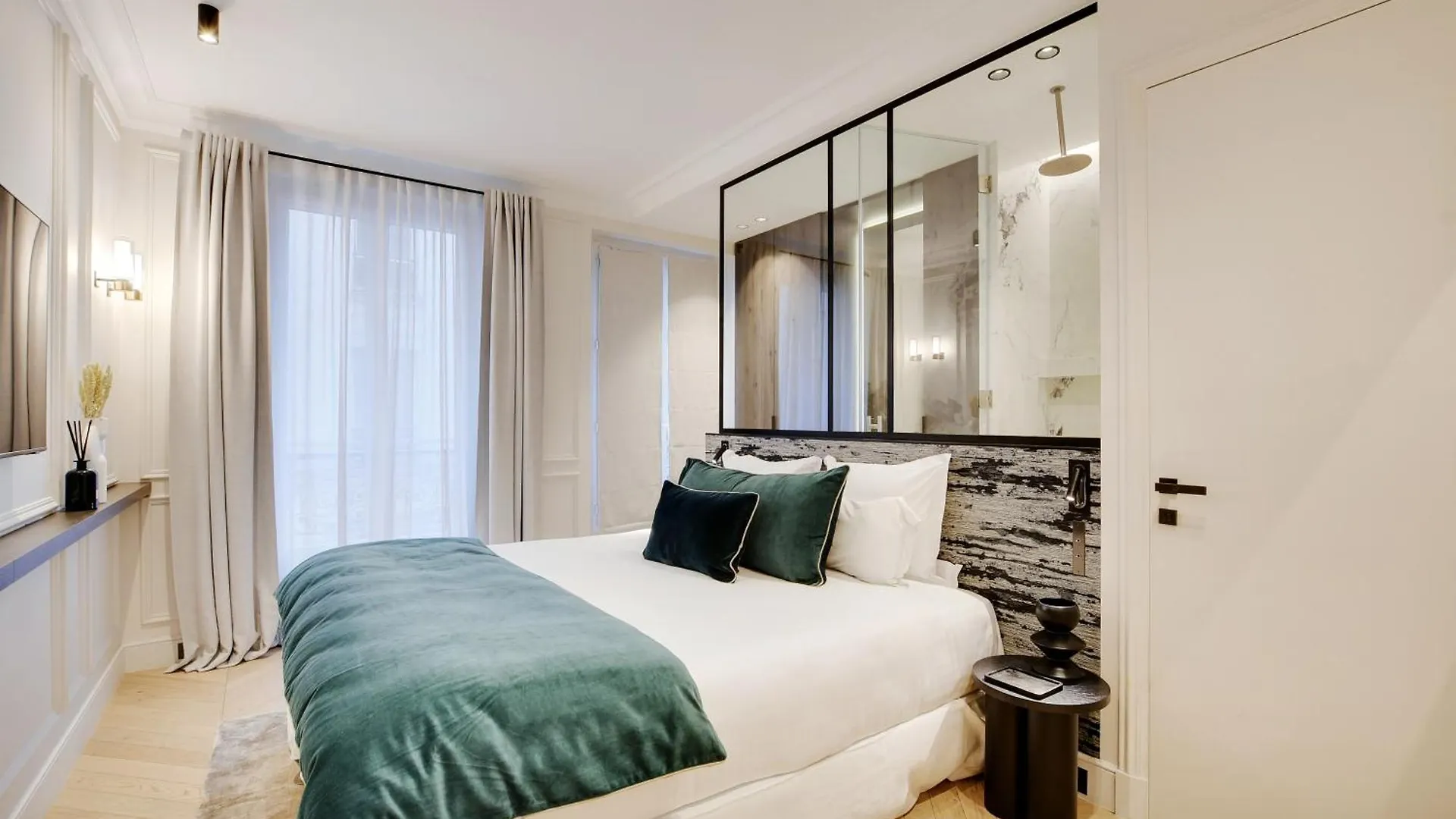 Thelander - Champs Elysees Serviced Apartments Paris 0*,  France
